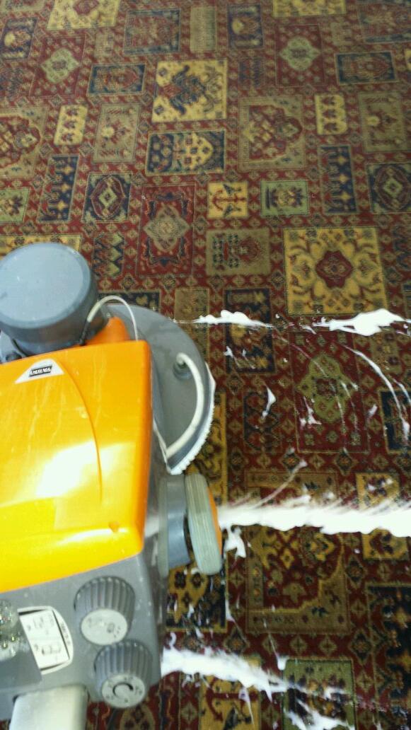 carpet cleaning on a rug in Pittsburgh, PA